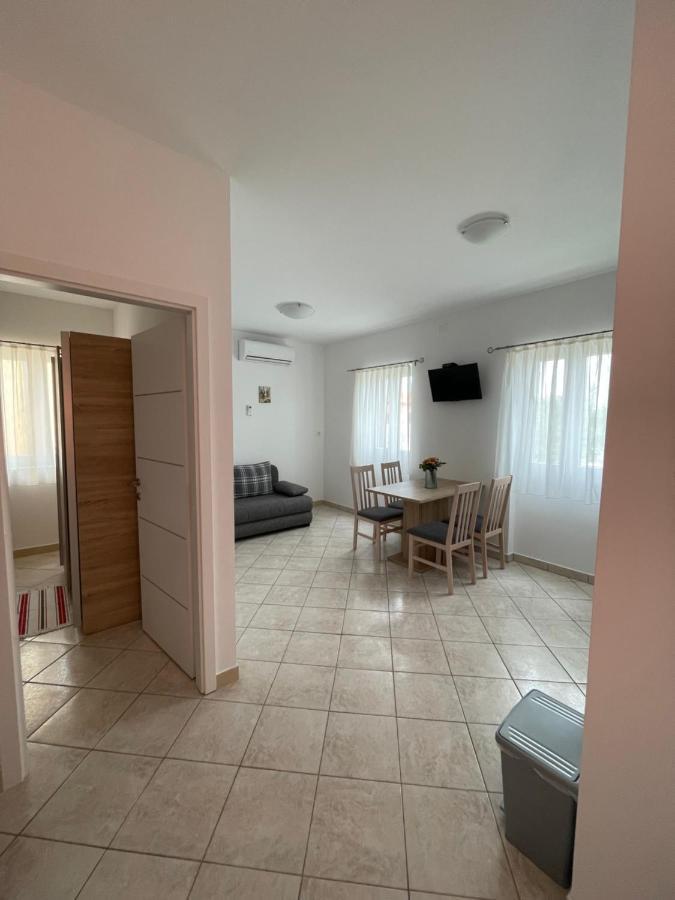 Accordi Lontani Apartment Nerezine Exterior photo