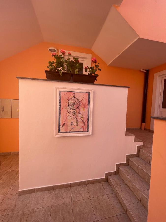 Accordi Lontani Apartment Nerezine Exterior photo